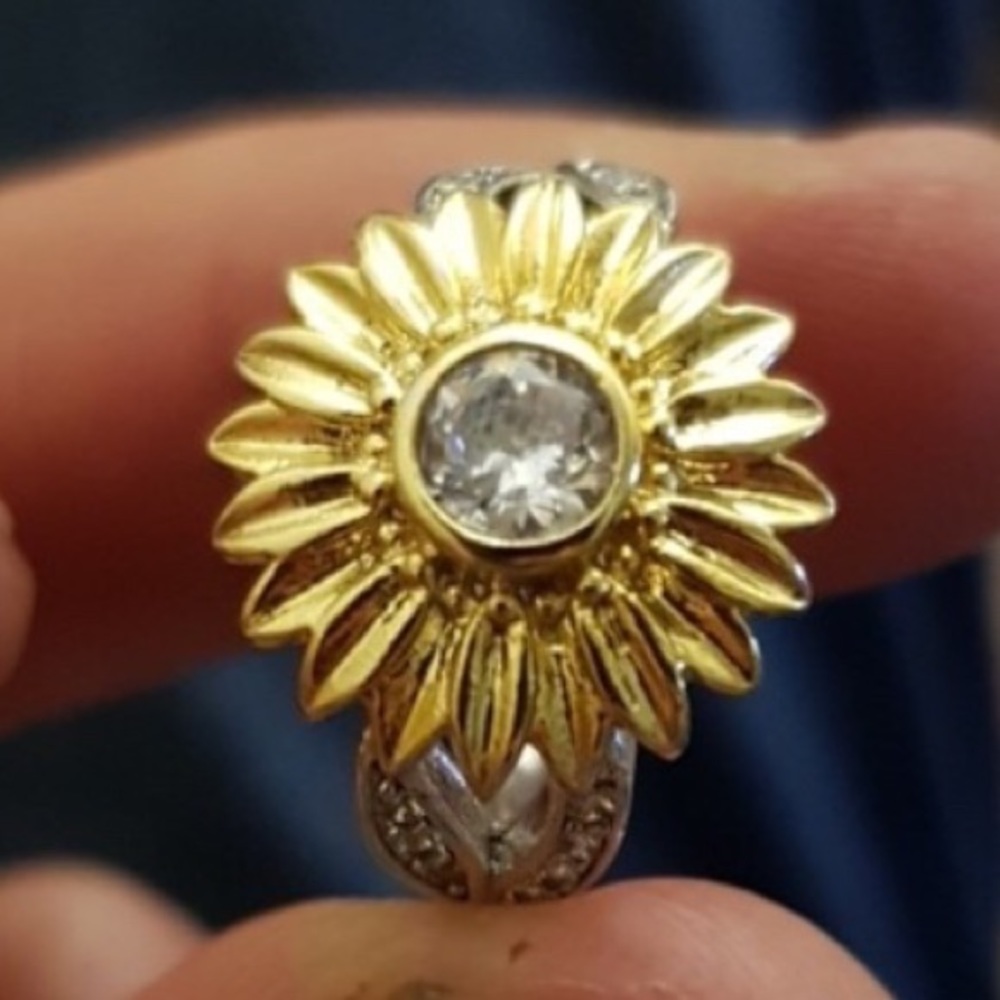 Sterling Silver Sunflower Ring - Picture 6 of 7